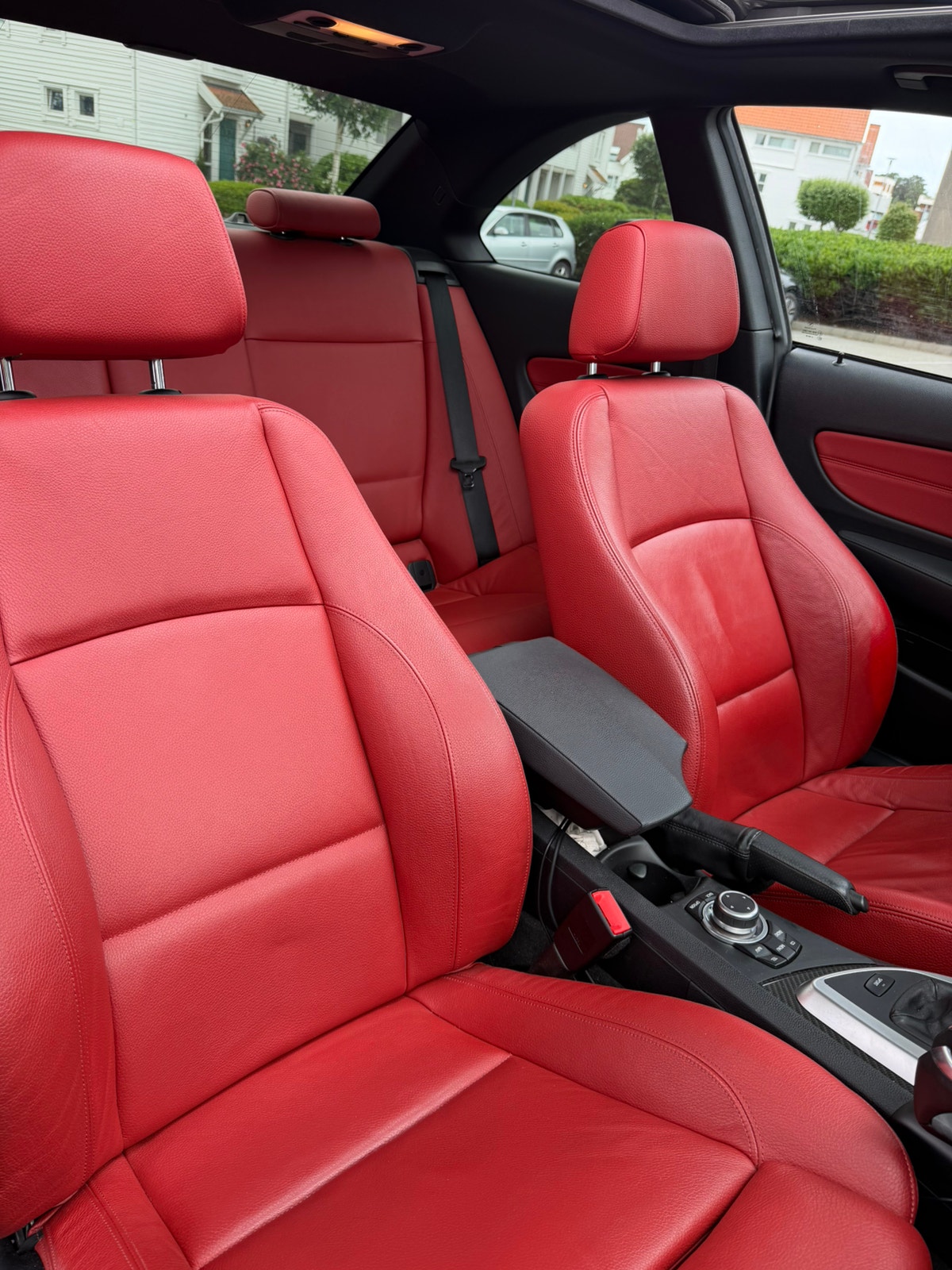 BMW 135i Coupé DCT, 306hp, 2011