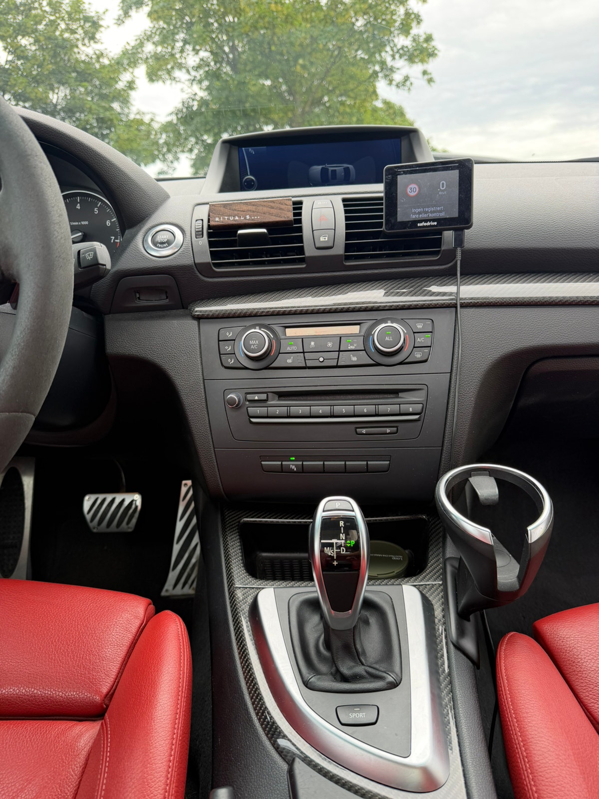 BMW 135i Coupé DCT, 306hp, 2011