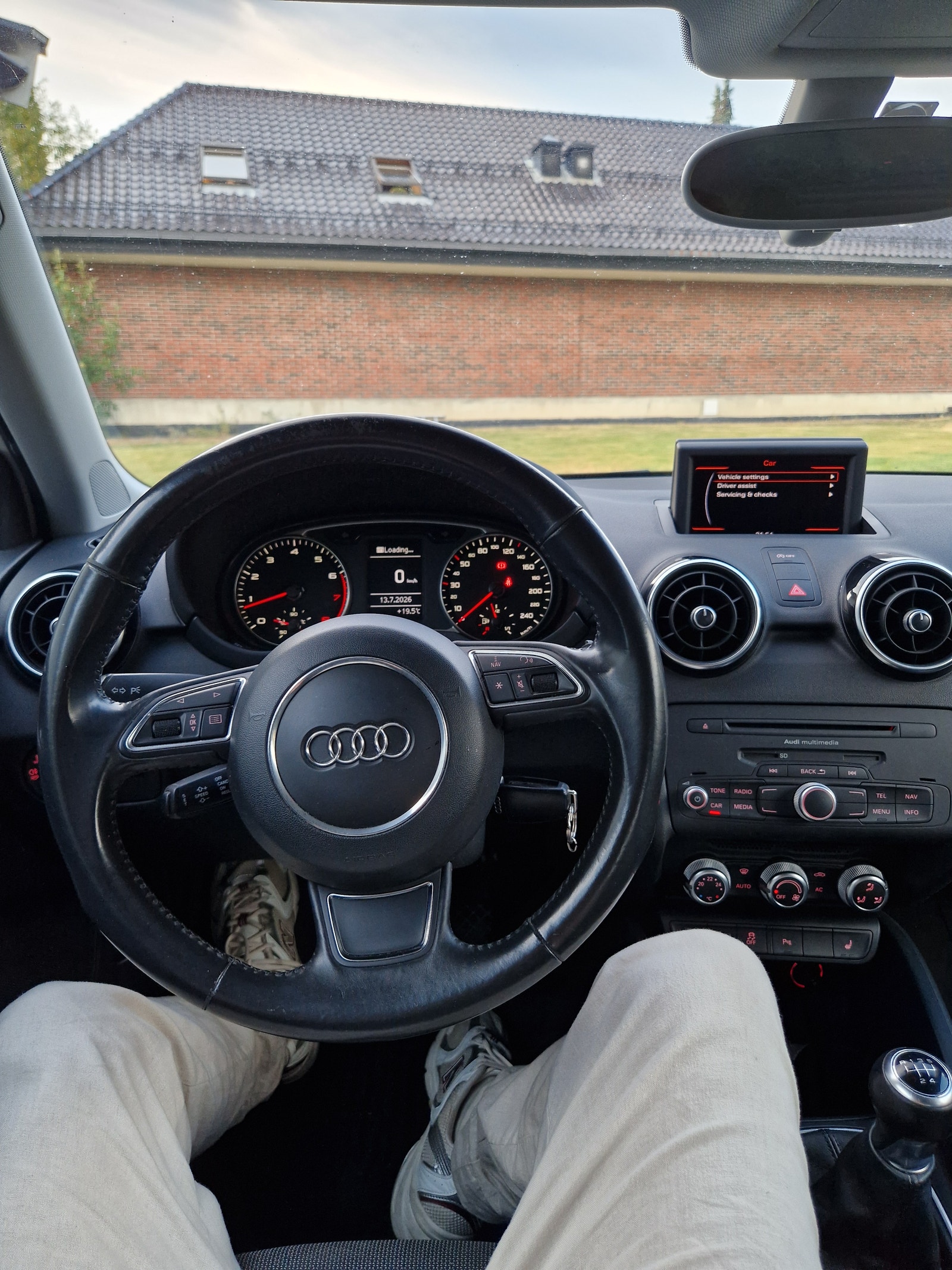 Audi A1 1.2 TFSI Manual, 5-trins, 86ps, 2011
