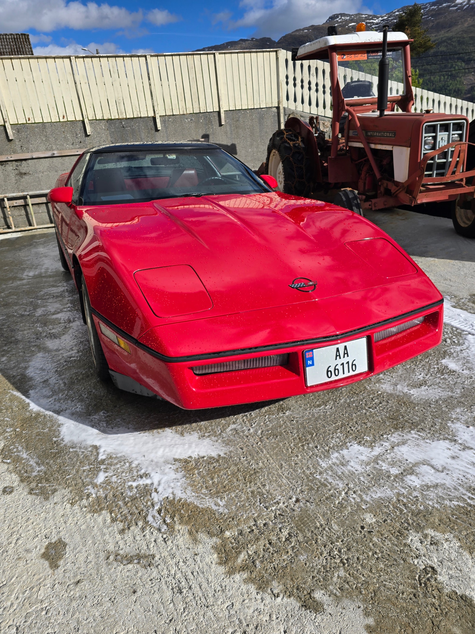 Chevrolet Corvette 5.7 V8 TPI Automatic, 4-trins, 234ps, 1985