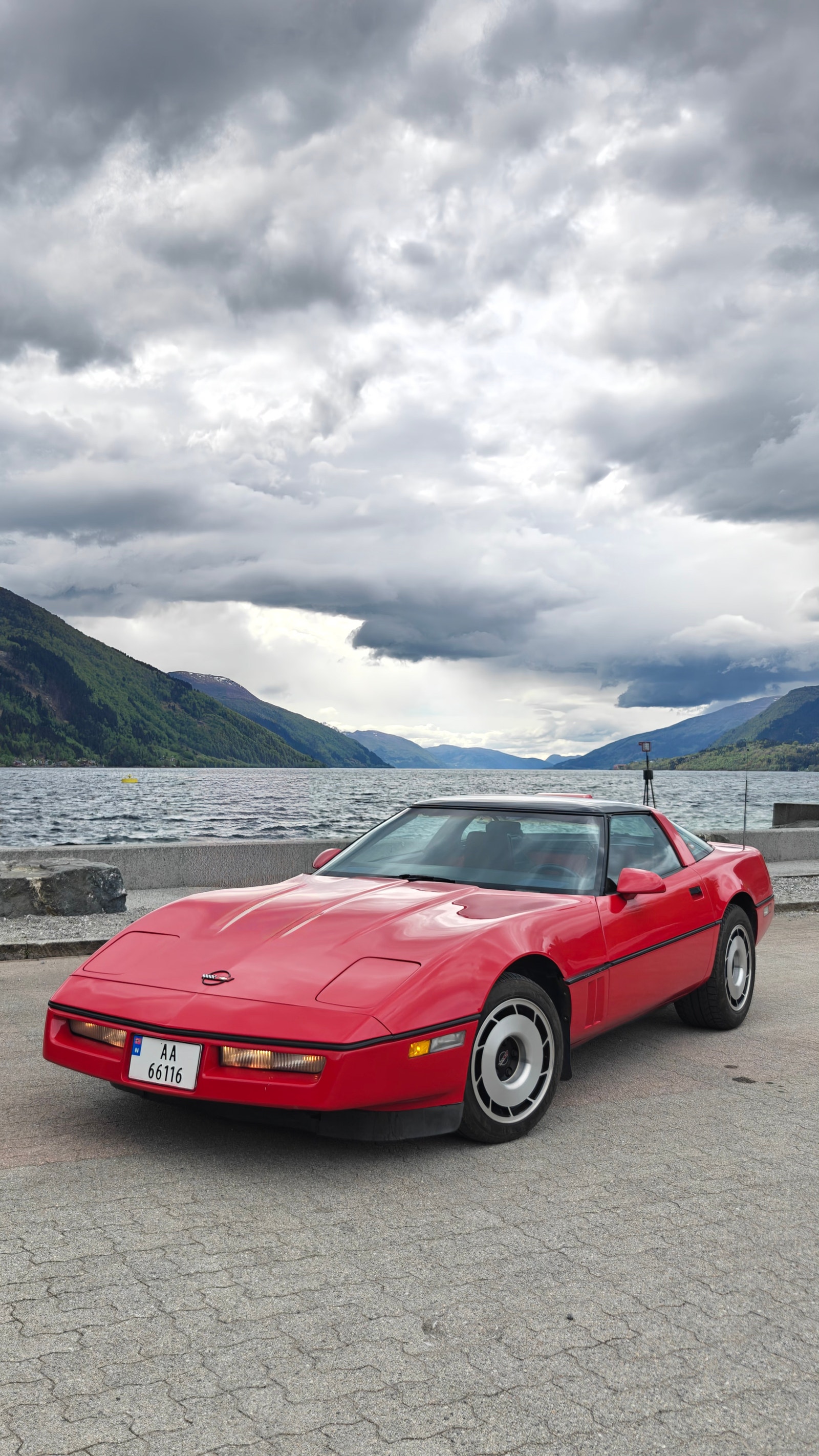 Chevrolet Corvette 5.7 V8 TPI Automatic, 4-trins, 234ps, 1985