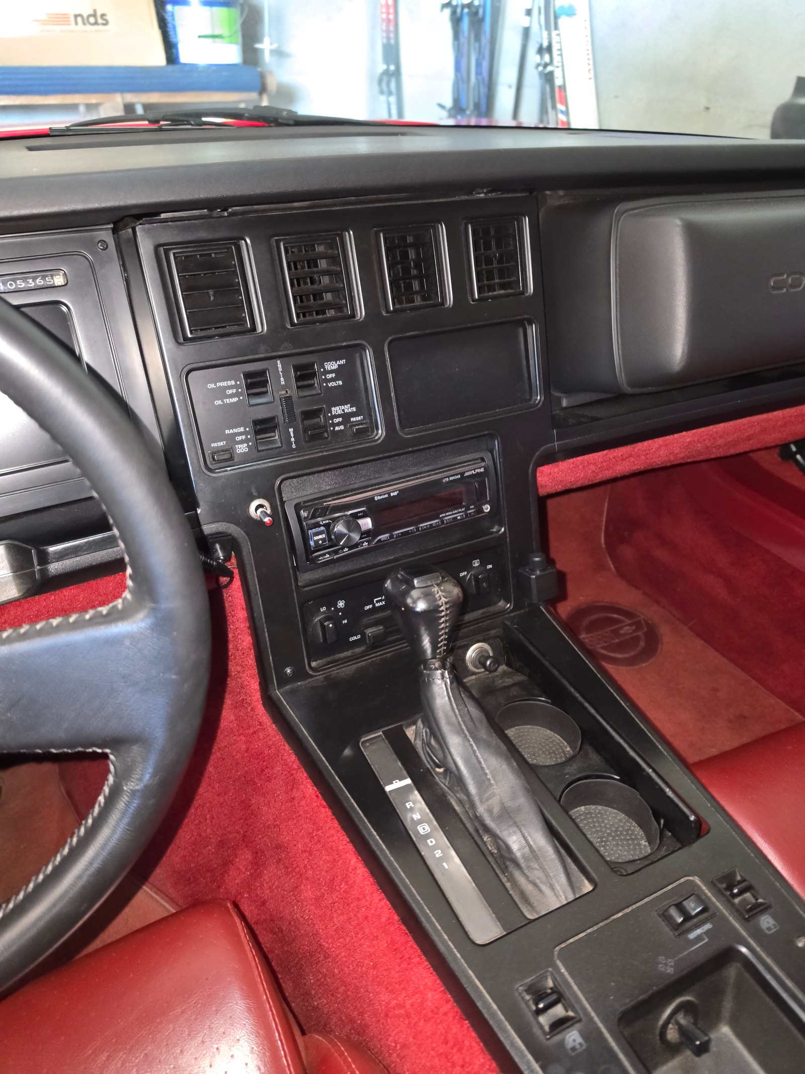 Chevrolet Corvette 5.7 V8 TPI Automatic, 4-trins, 234ps, 1985