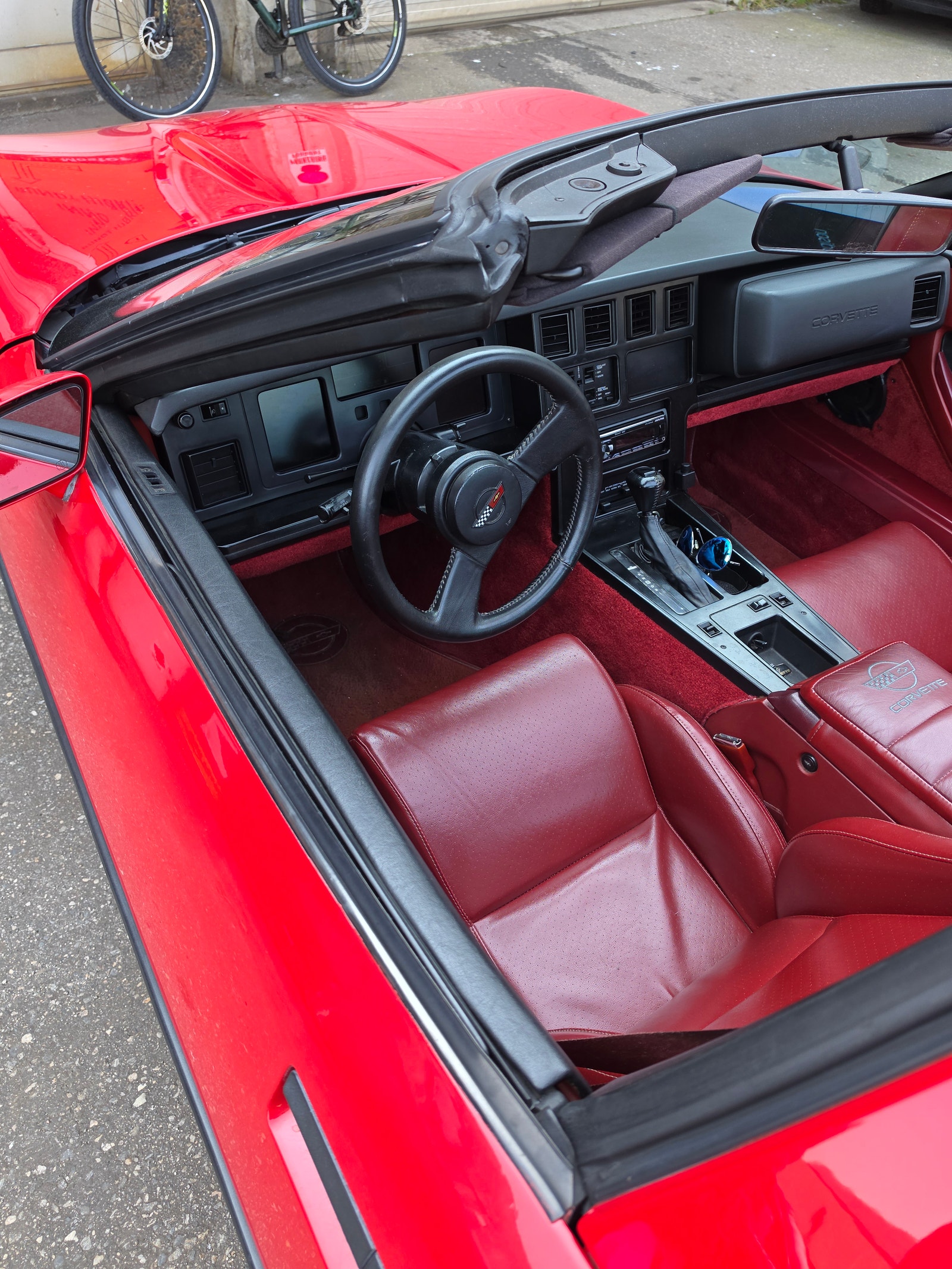 Chevrolet Corvette 5.7 V8 TPI Automatic, 4-trins, 234ps, 1985