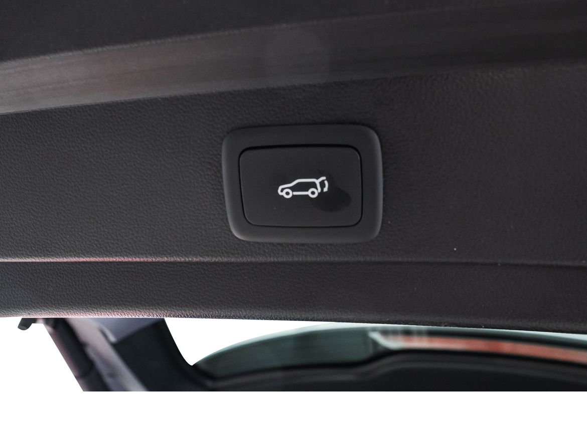 MG Marvel R Performance Automatic, 2-trins, 288ps, 2022