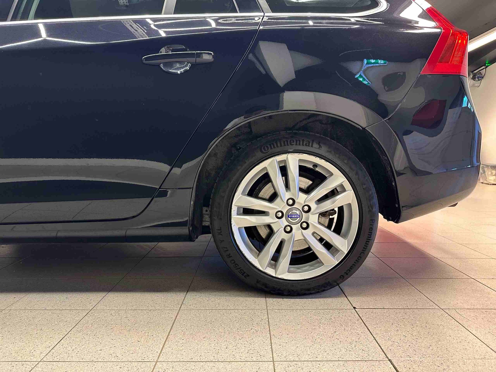 Volvo V60 D2 Powershift, 6-trinn, 115hk, 2013