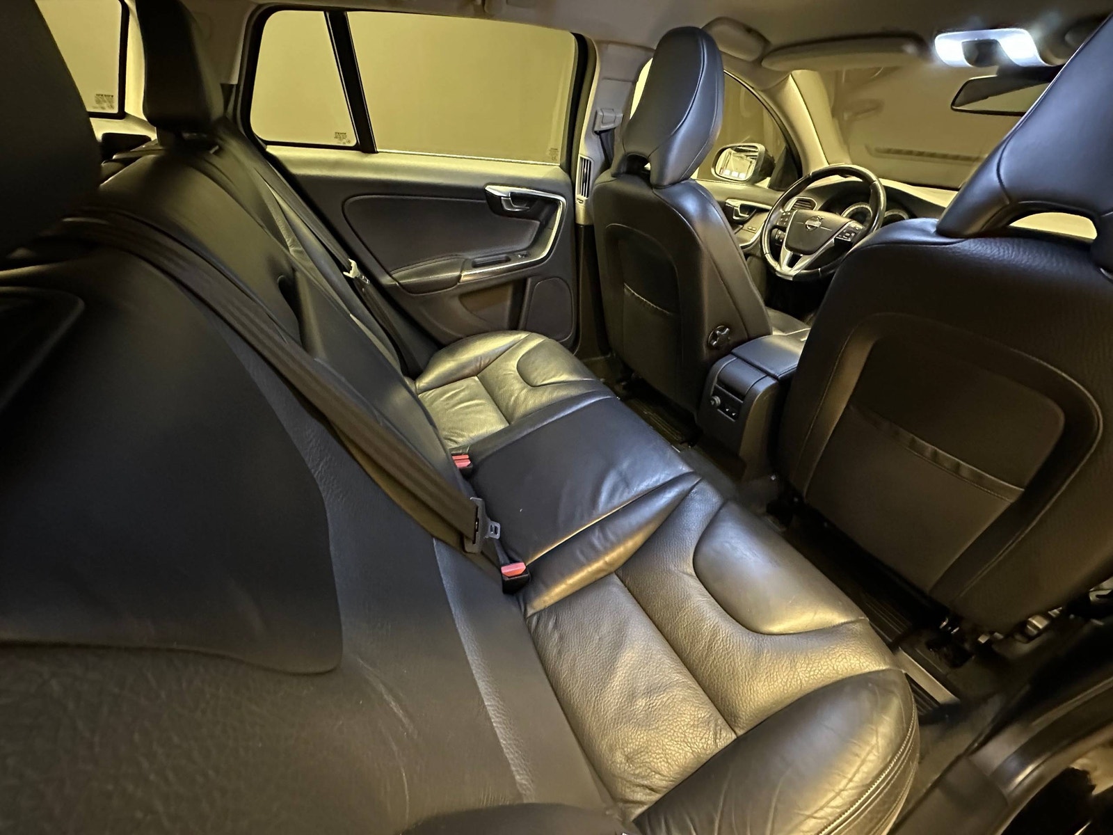 Volvo V60 D2 Powershift, 6-trinn, 115hk, 2013
