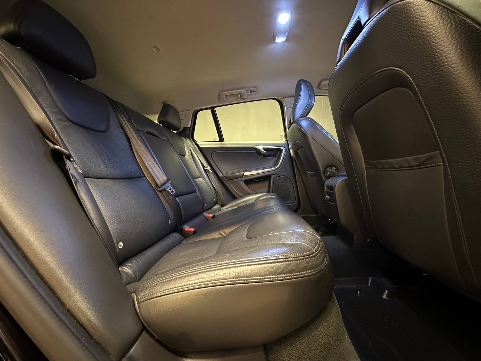 Volvo V60 D2 Powershift, 6-trinn, 115hk, 2013