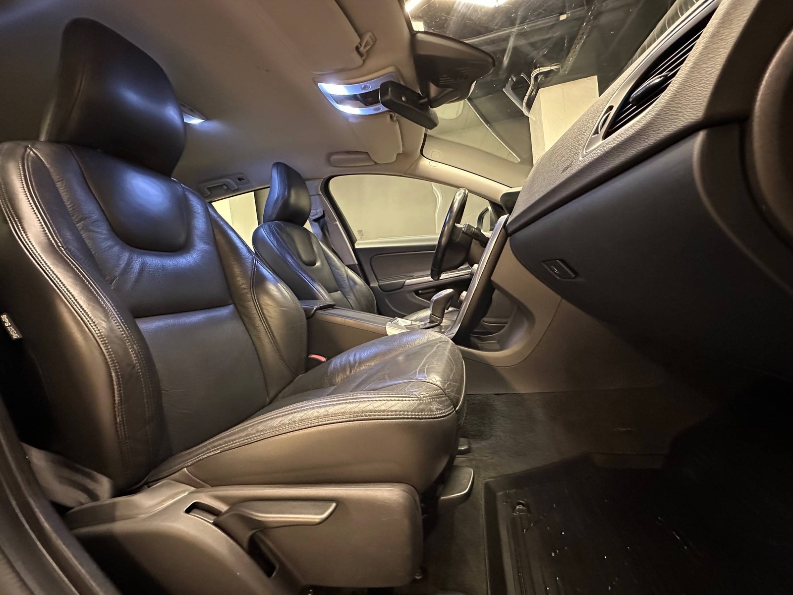 Volvo V60 D2 Powershift, 6-trinn, 115hk, 2013