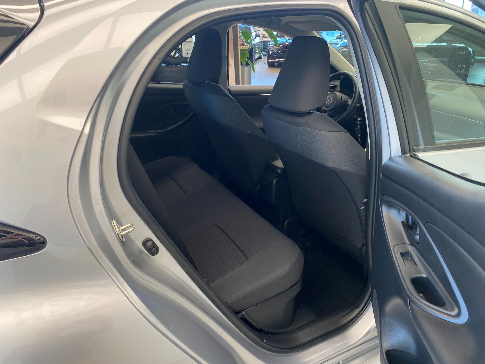 Mazda 2 Hybrid Automatic, 116hp, 2022
