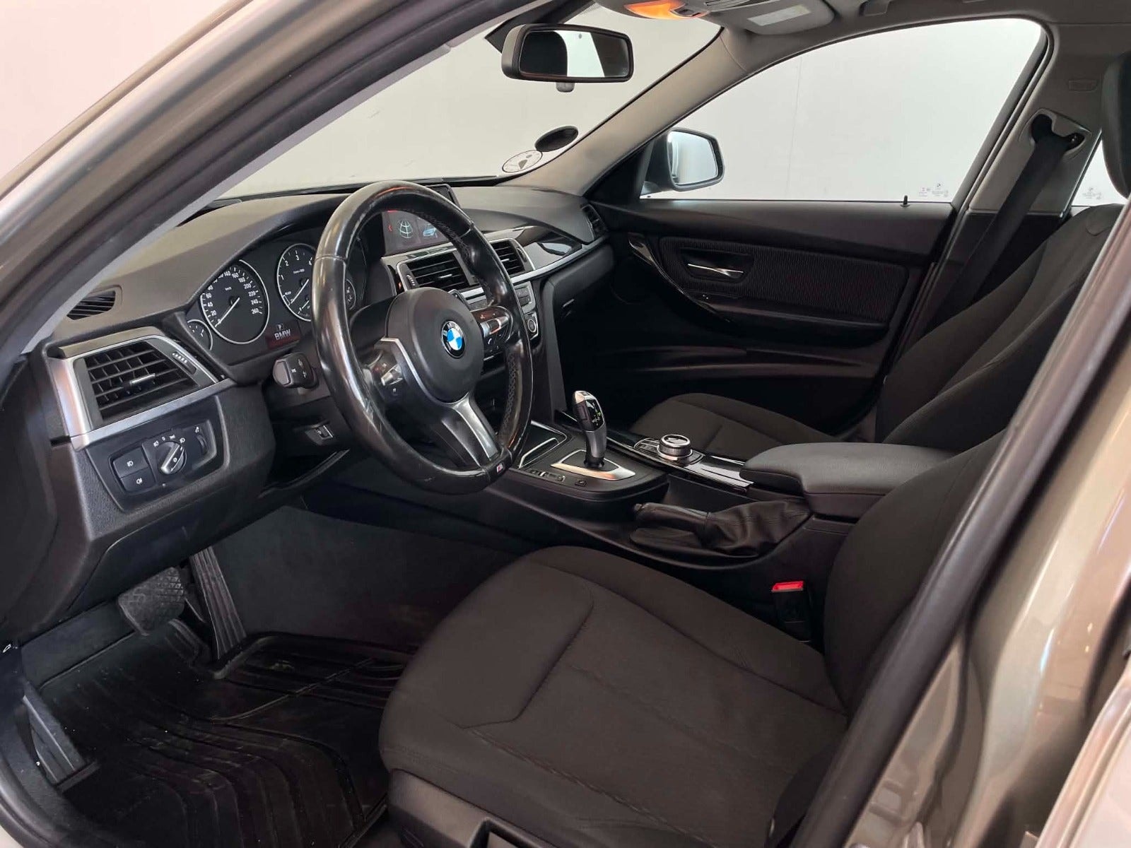 BMW 320d Touring Steptronic, 8-trins, 190ps, 2018