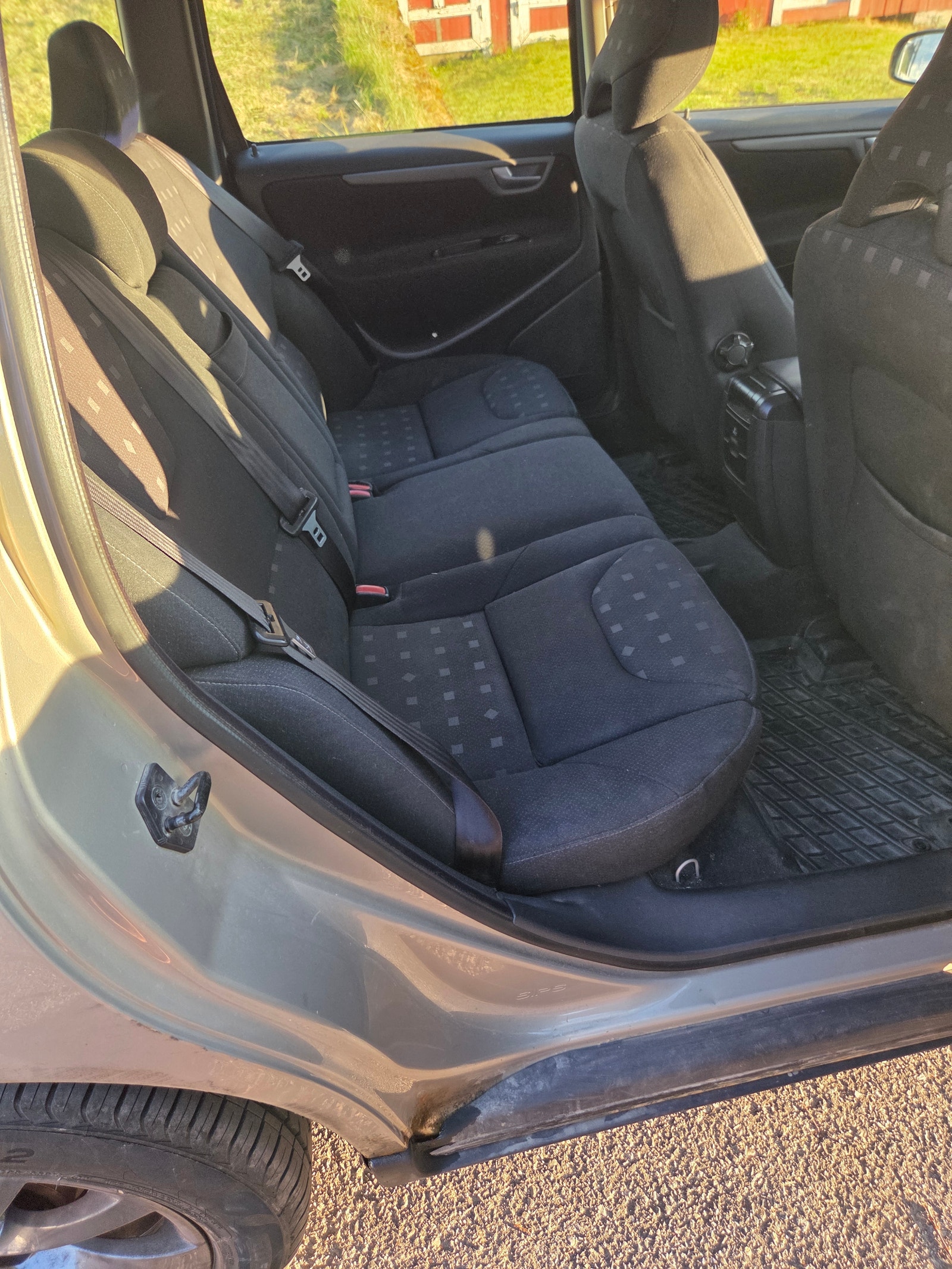 Volvo V70 D5 Manual, 163hp, 2005