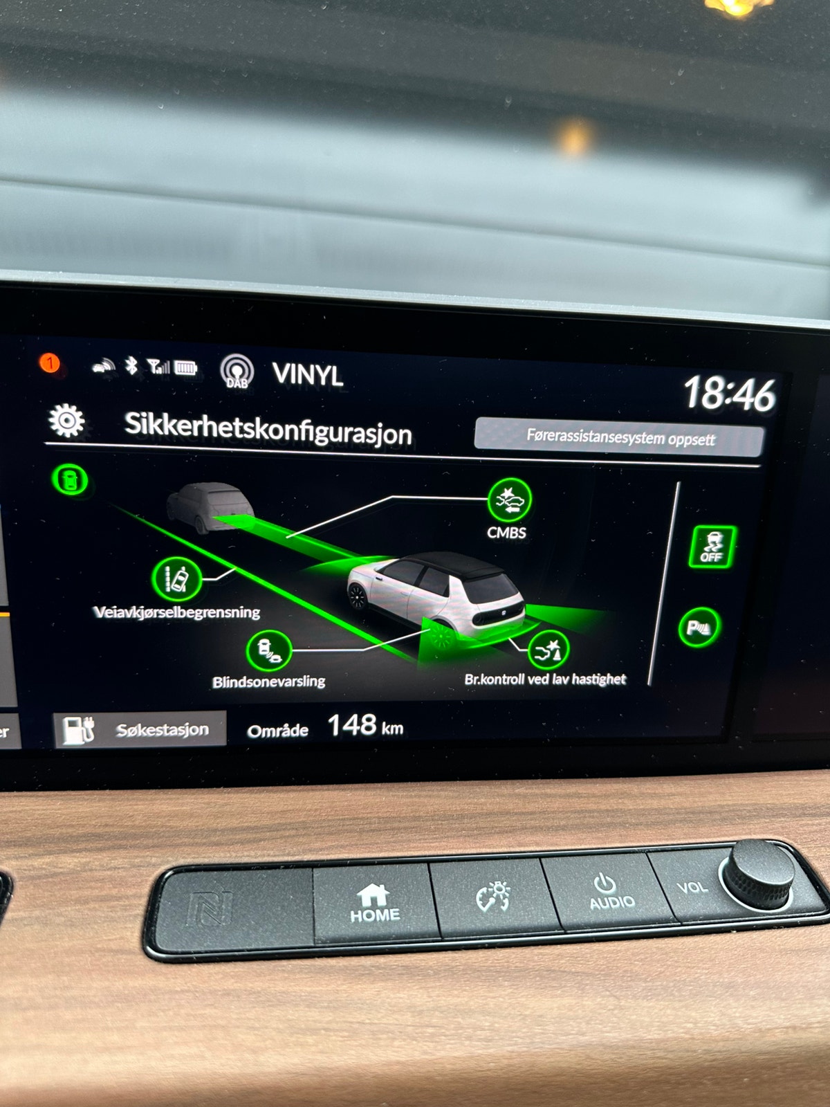 Honda e 35.5 kWh, 154ps, 2020