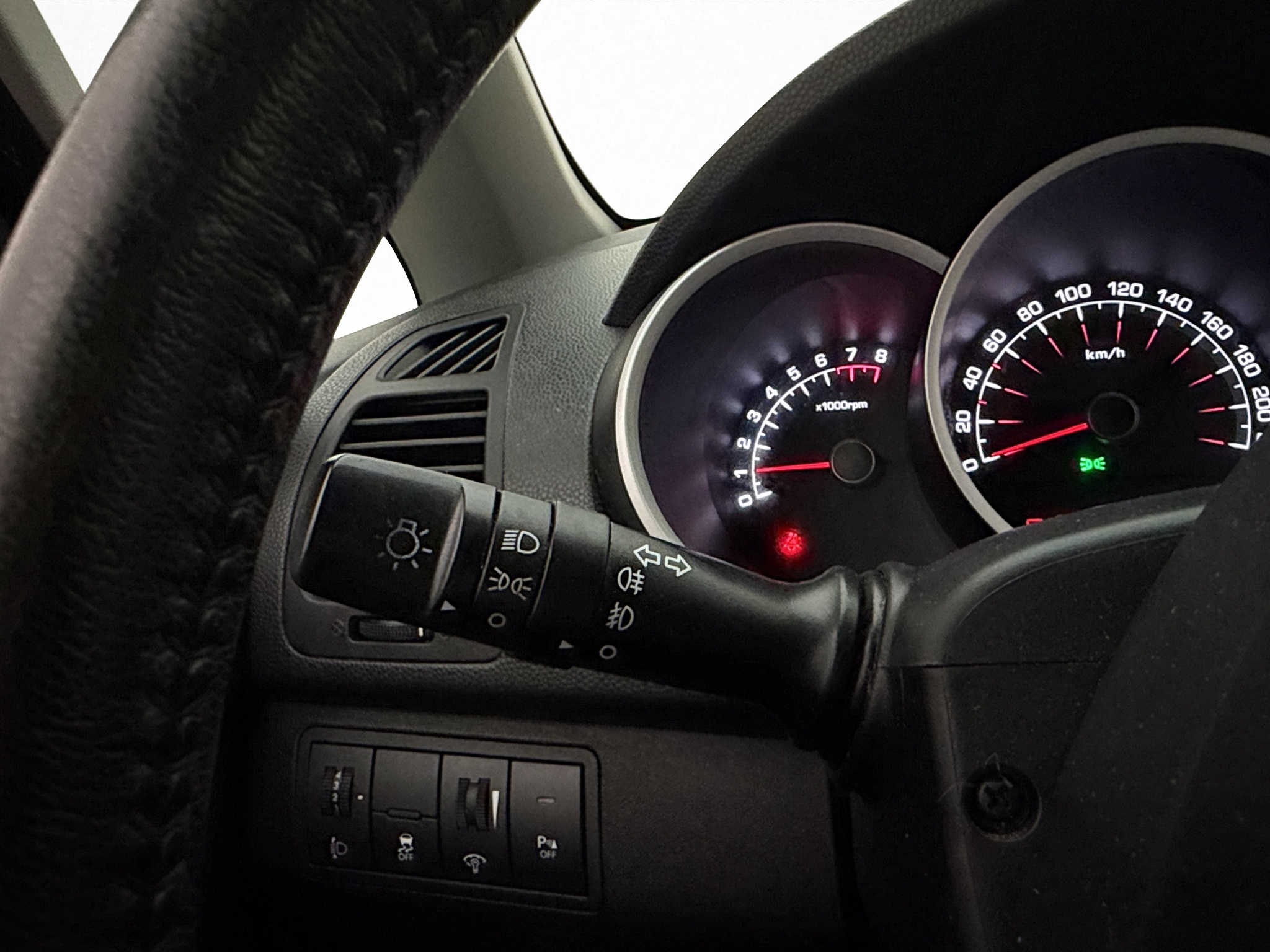 Kia Venga 1.6 CVVT Automatic, 125hp, 2012