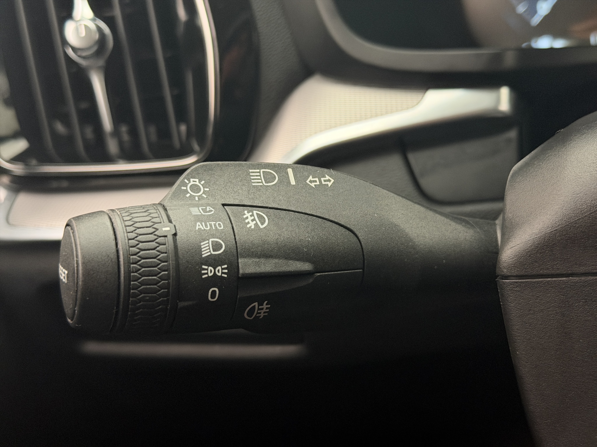 Volvo V60 T6 Twin Engine AWD Geartronic, 341hp, 2020