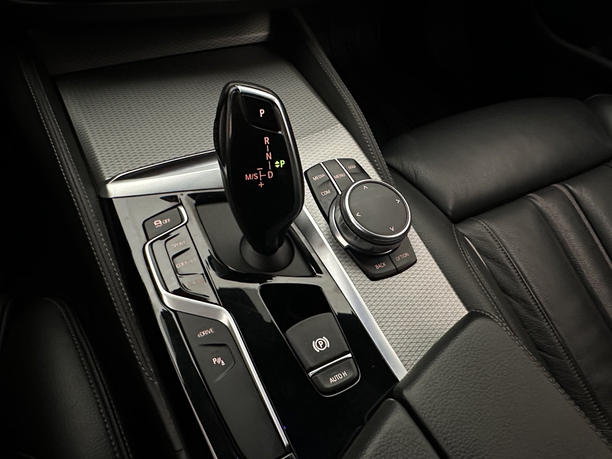 BMW 530e iPerformance Sedan Steptronic, 252hk, 2019