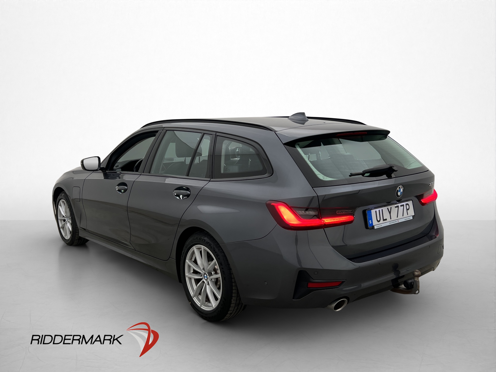 BMW 330e Touring Steptronic, 8-trins, 292ps, 2021