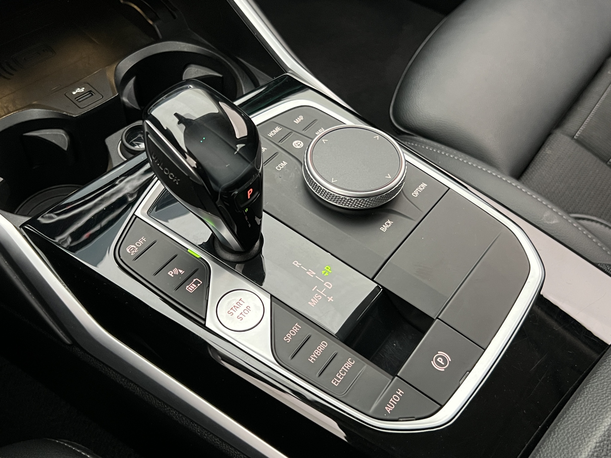 BMW 330e Touring Steptronic, 8-trins, 292ps, 2021