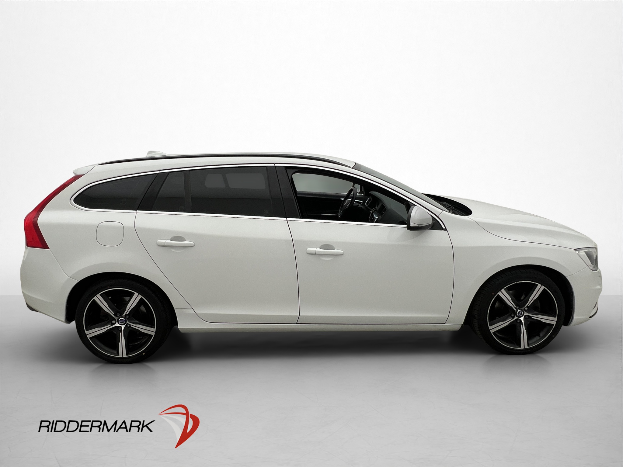 Volvo V60 D2 Manuell, 6-trinn, 120hk, 2017