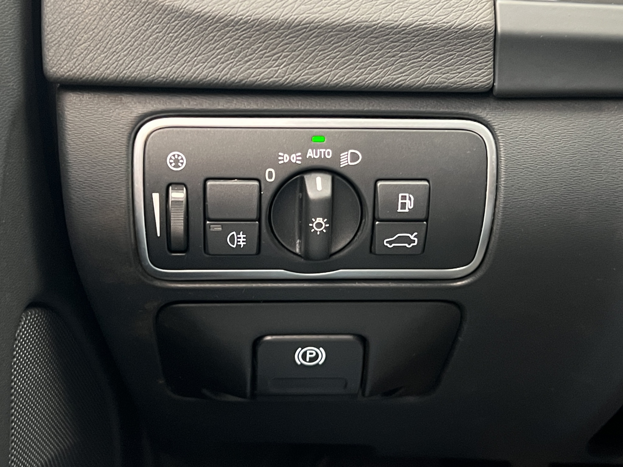Volvo V60 D2 Manuell, 6-trinn, 120hk, 2017