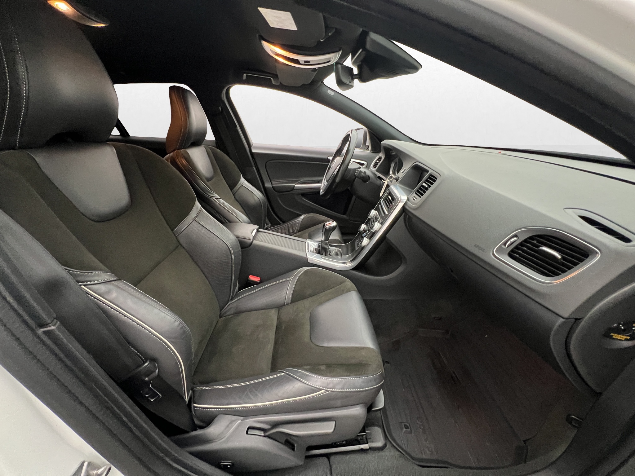 Volvo V60 D2 Manuell, 6-trinn, 120hk, 2017