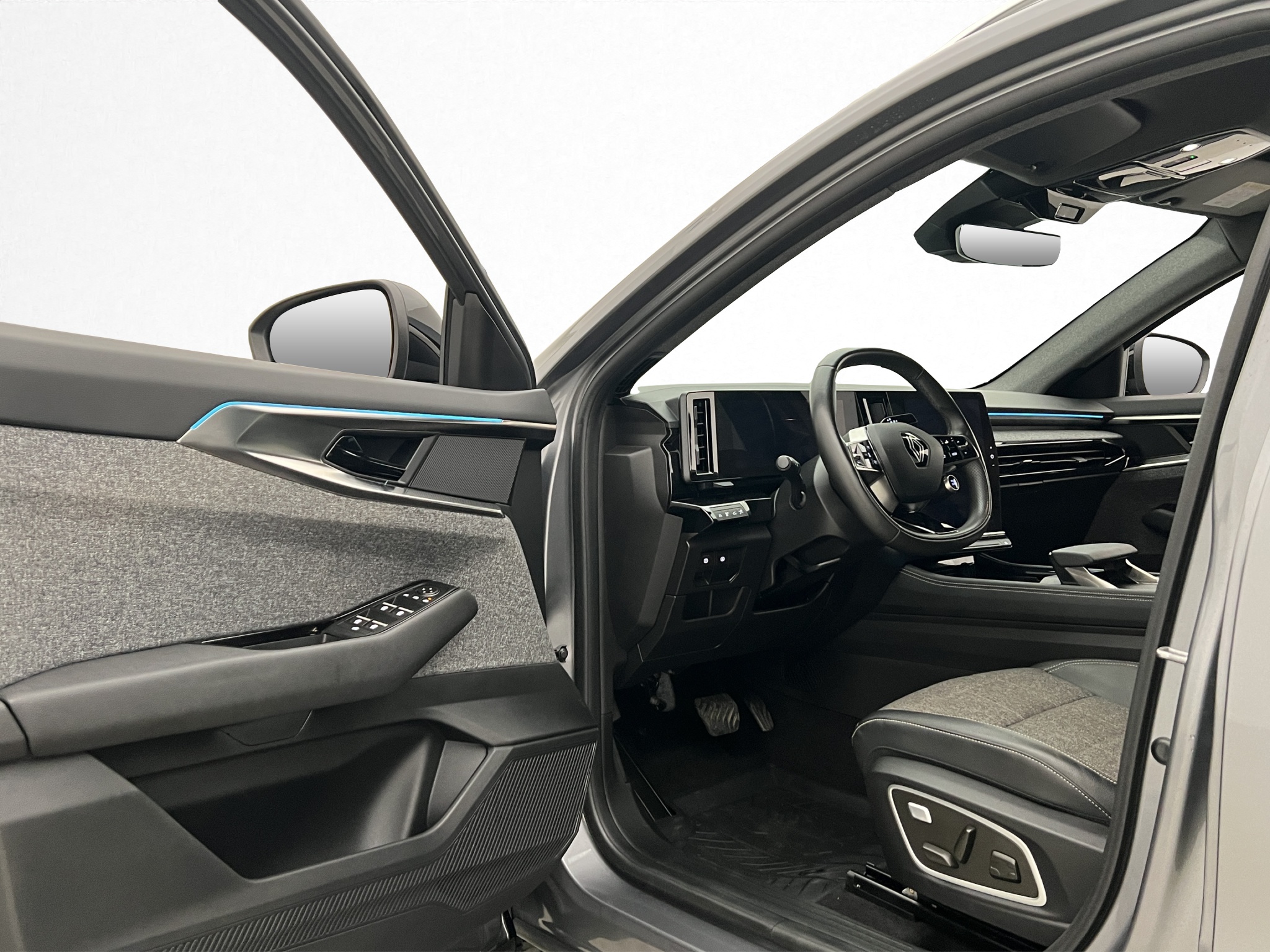 Renault Espace E-TECH MultiMode, 200hk, 2024