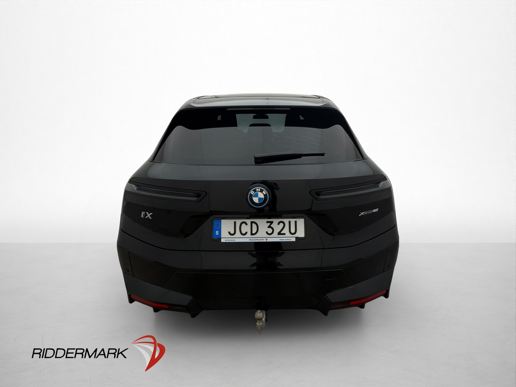 BMW iX xDrive40, 326ps, 2023