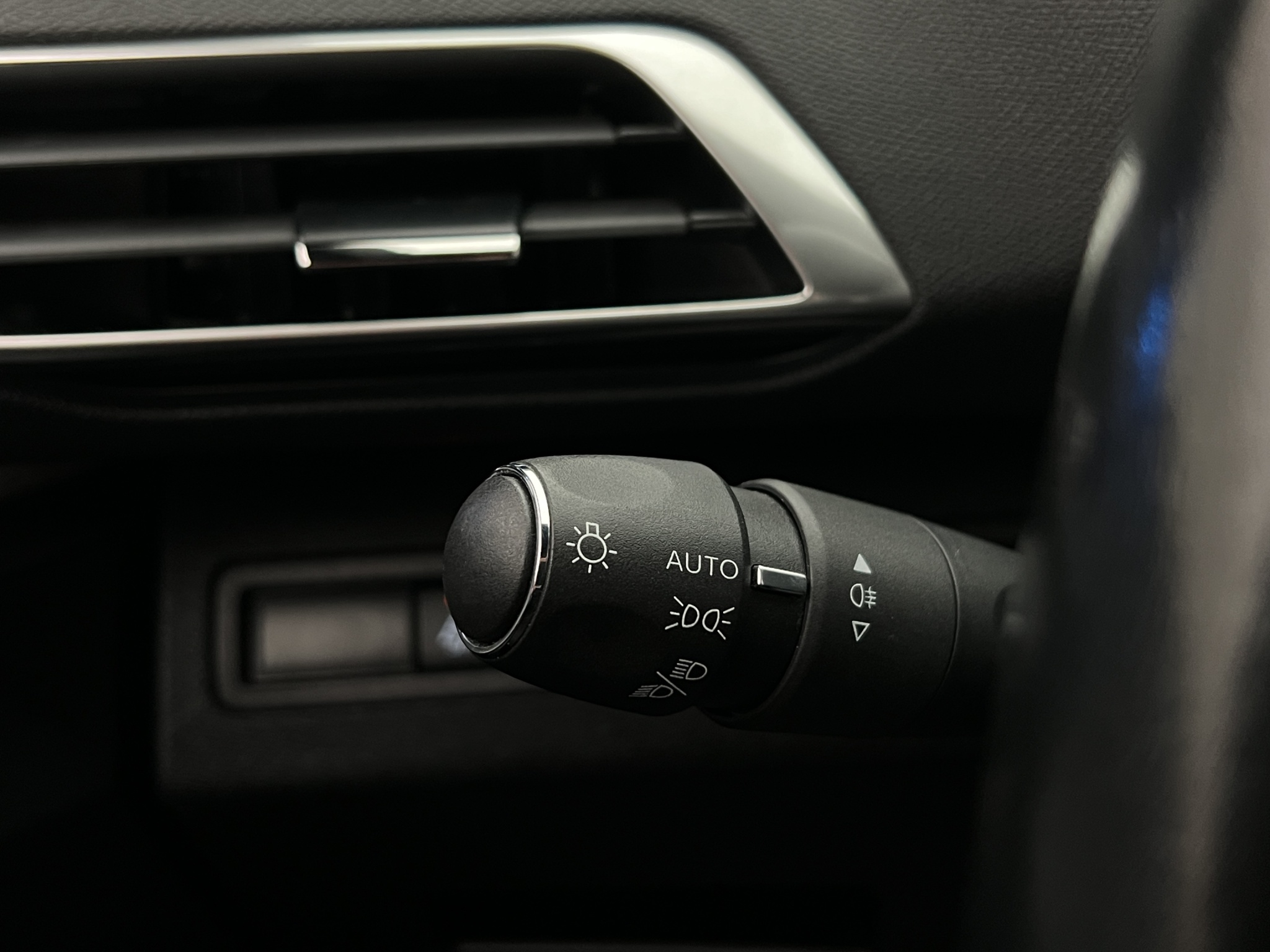 Peugeot 3008 HYBRID4 300 EAT, 300hp, 2022