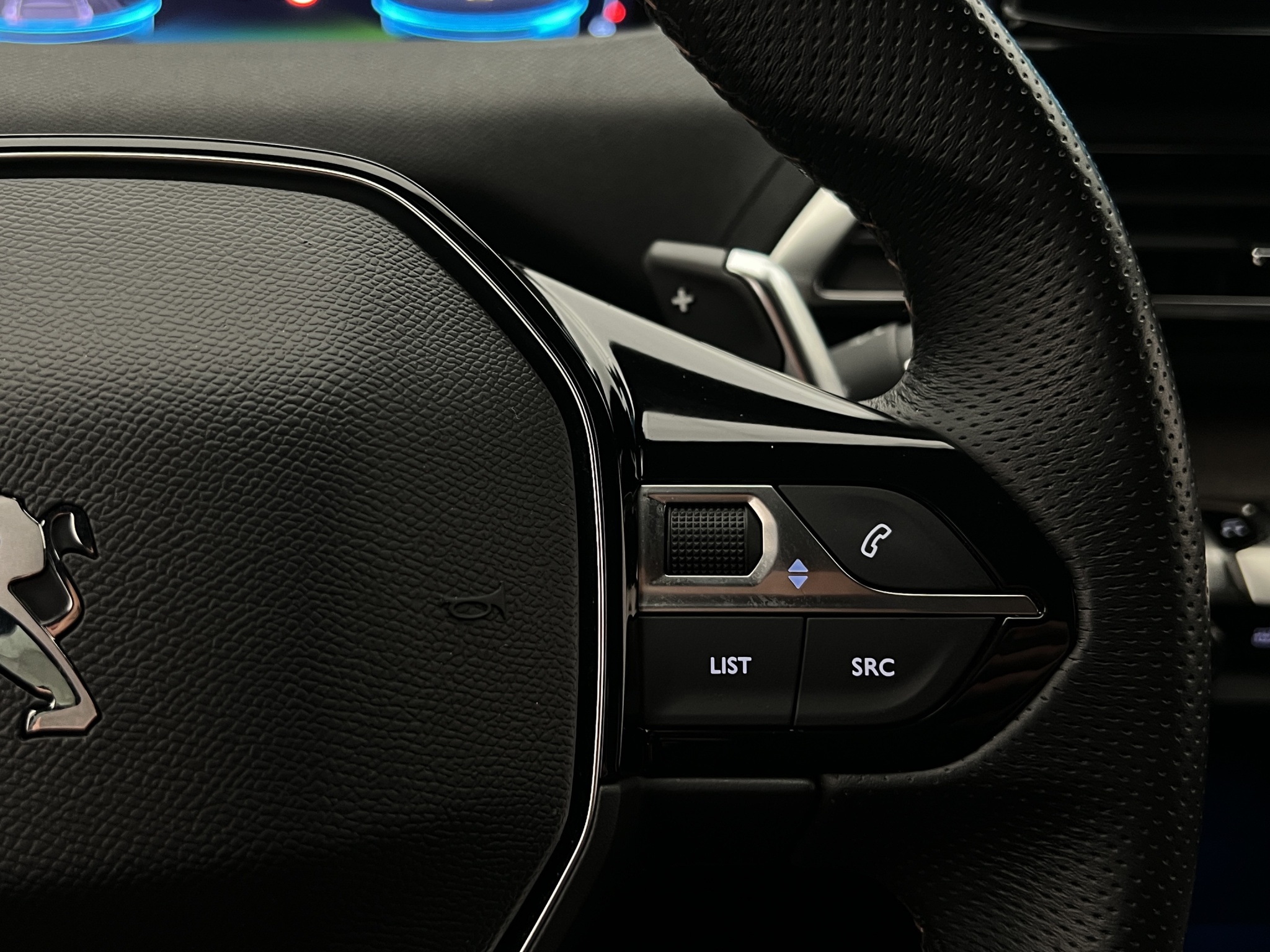 Peugeot 3008 HYBRID4 300 EAT, 300hp, 2022