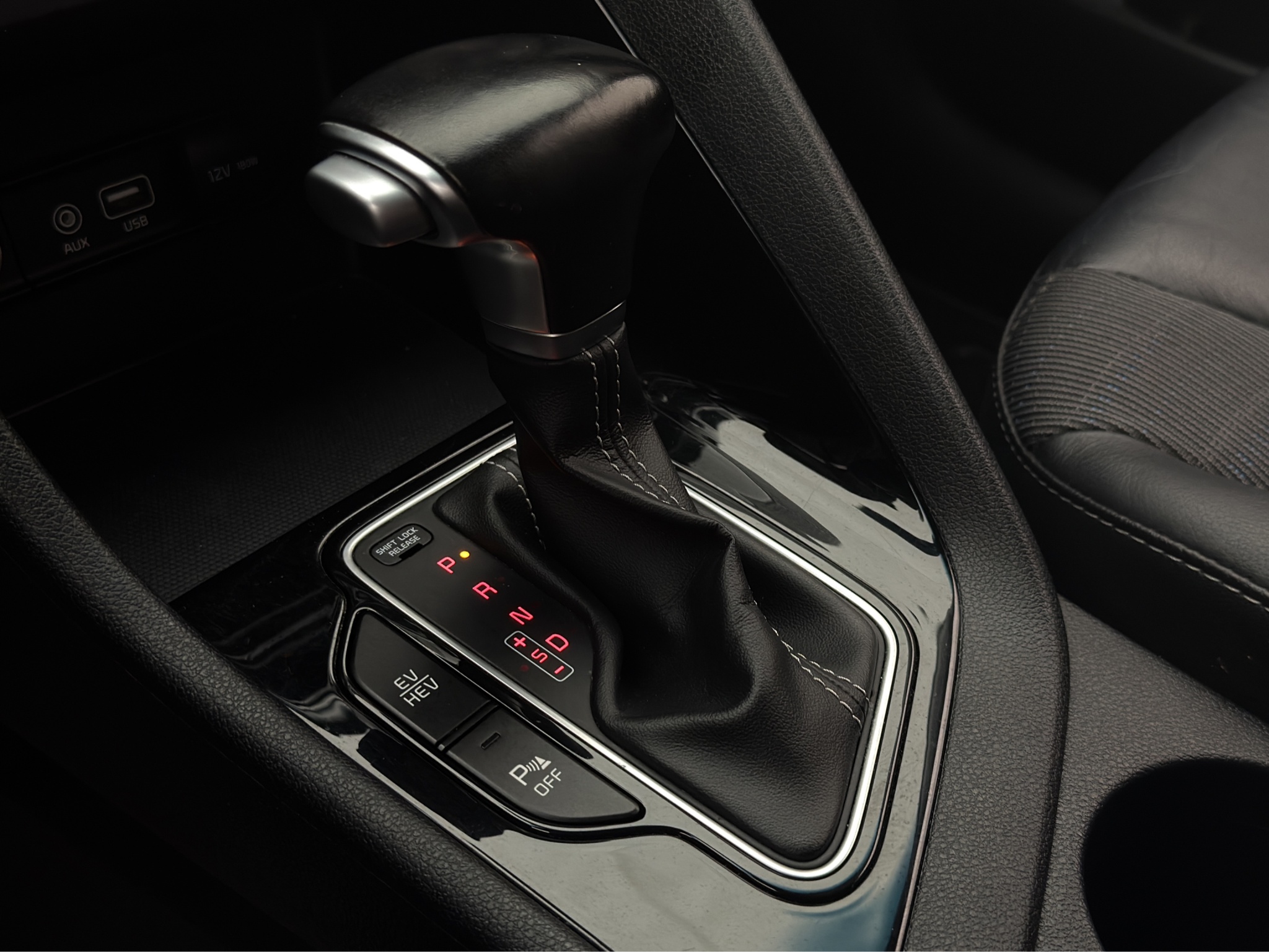 Kia Niro P-HEV DCT, 6-trins, 141ps, 2018