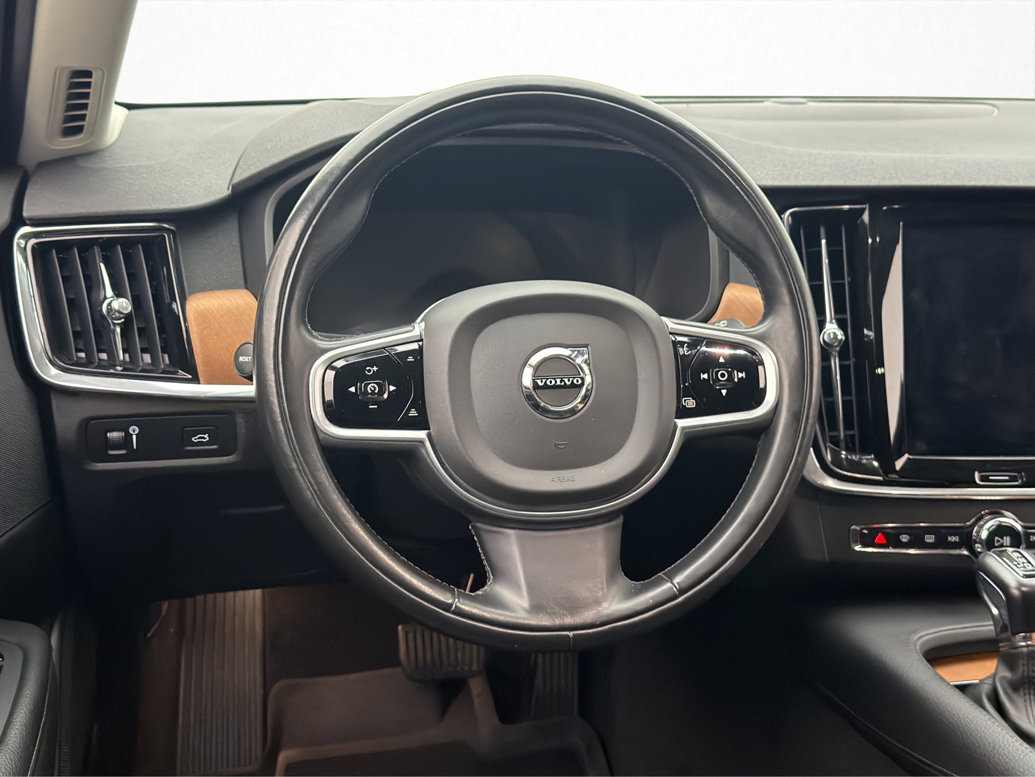 Volvo V90 D4 Geartronic, 8-trinn, 190hk, 2018