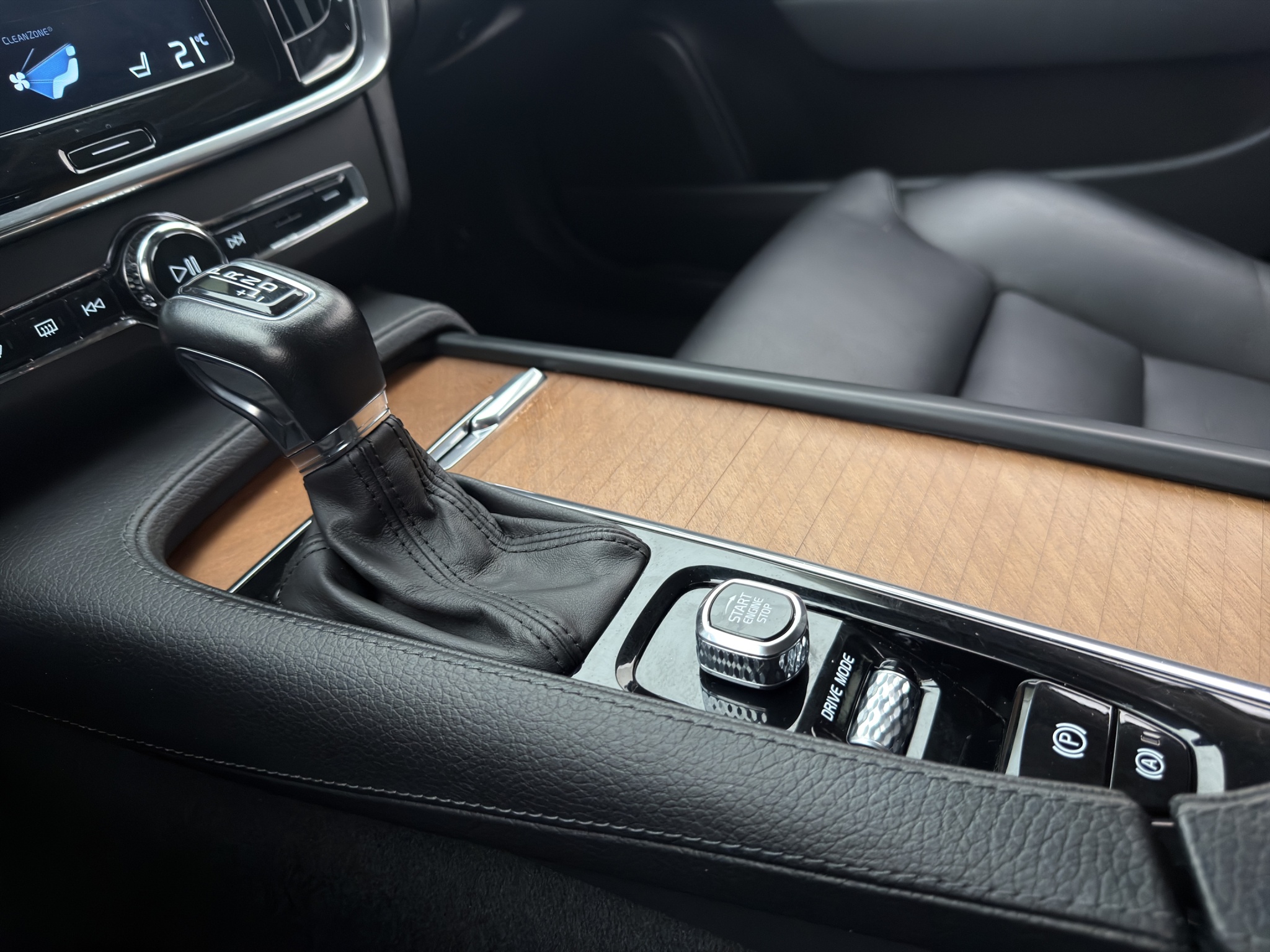 Volvo V90 D4 Geartronic, 8-trinn, 190hk, 2018