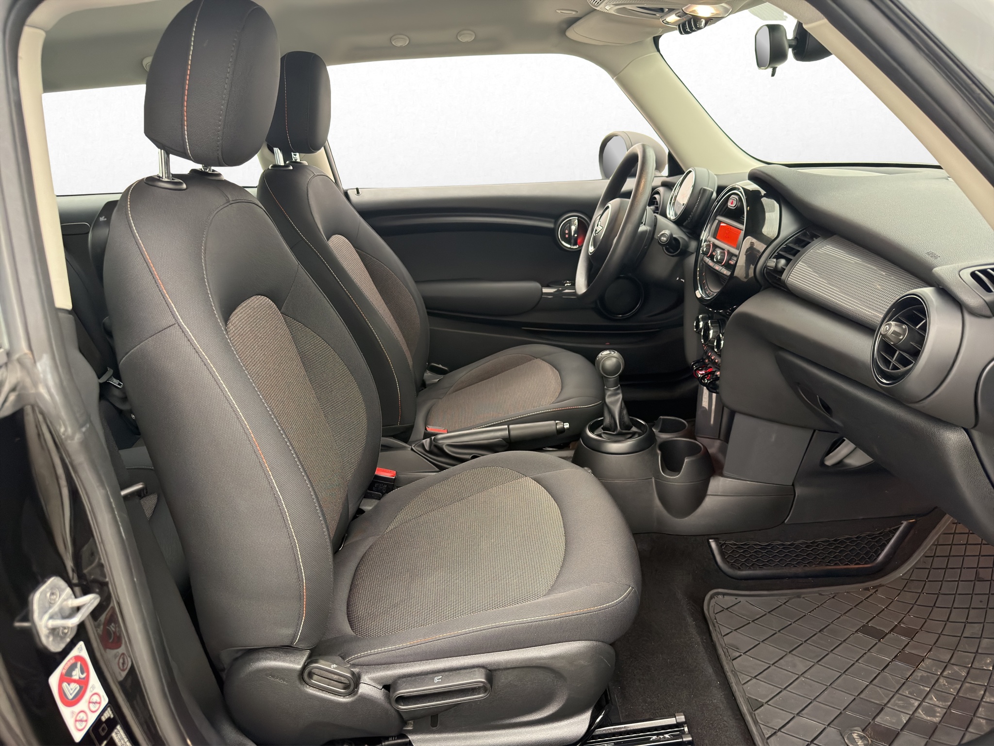 MINI One 3-door Manual, 6-trins, 102ps, 2016