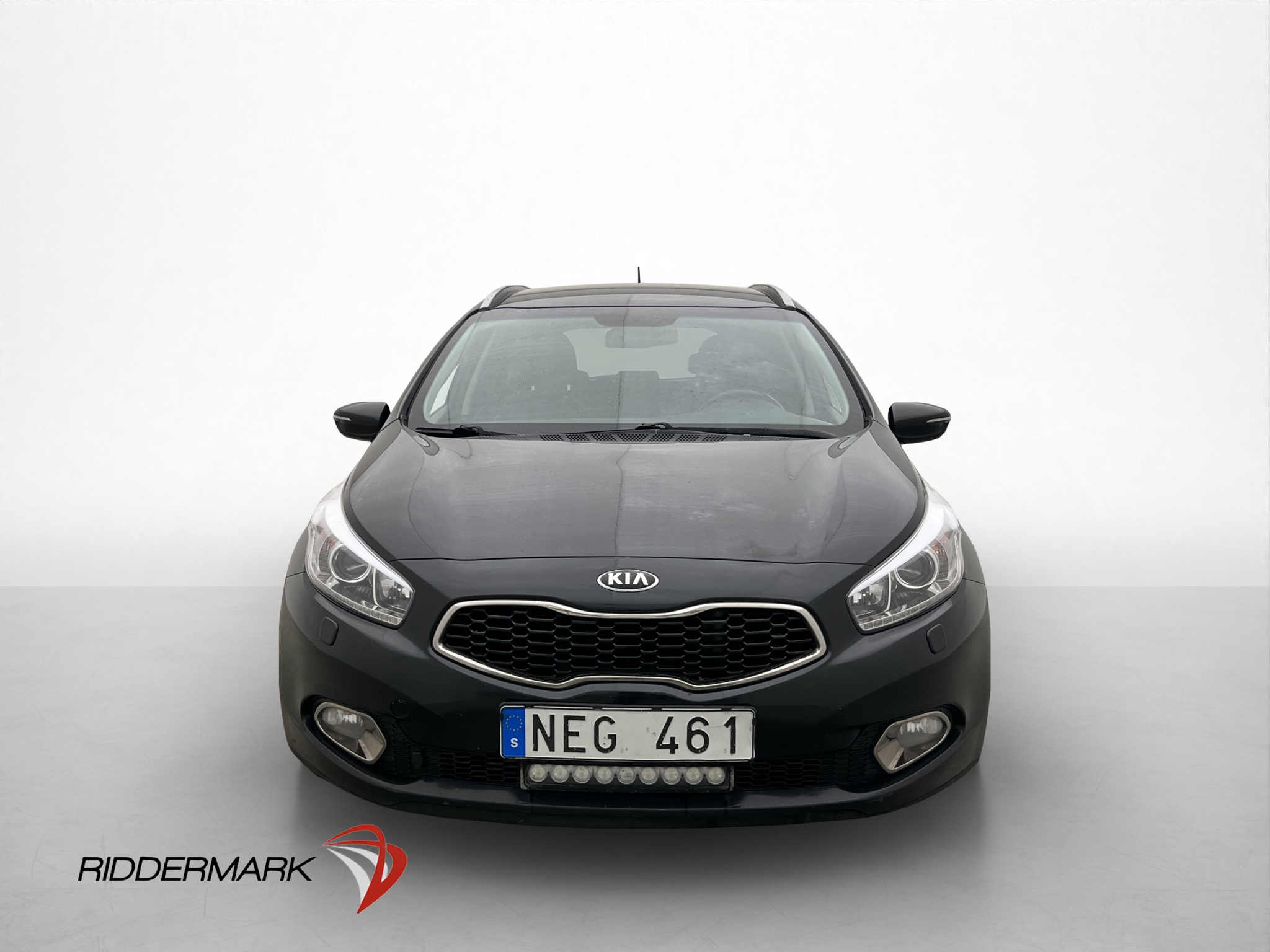 Kia cee'd_sw 1.6 CRDi Manual, 6-trins, 128ps, 2013