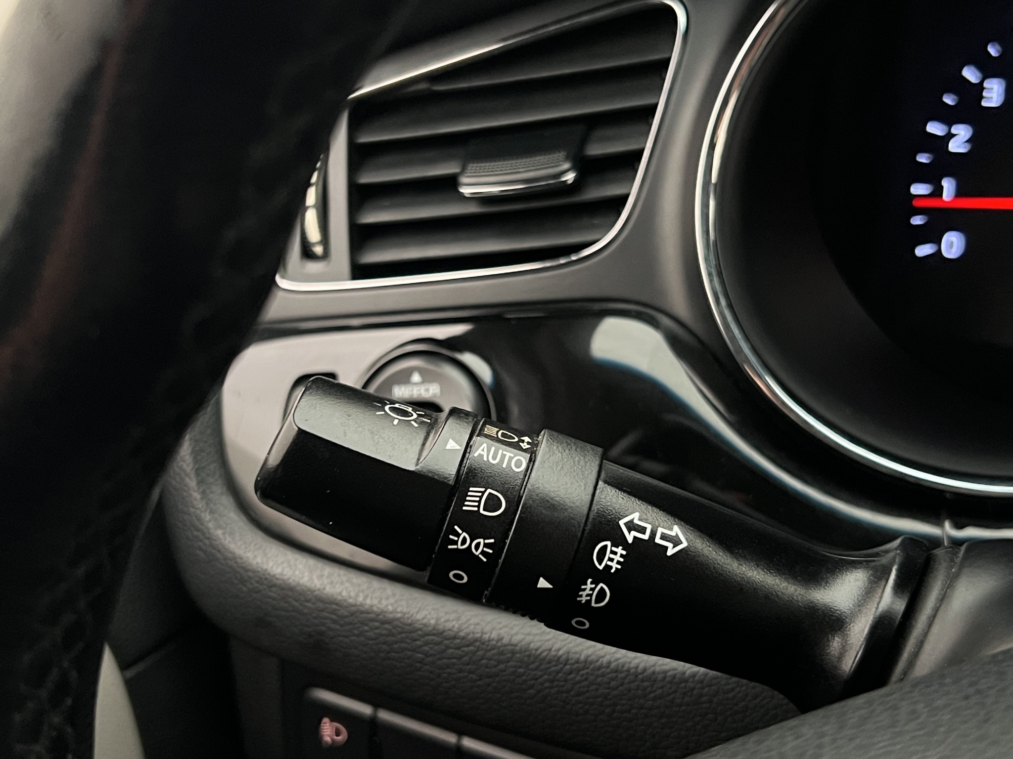 Kia cee'd_sw 1.6 CRDi Manual, 6-trins, 128ps, 2013