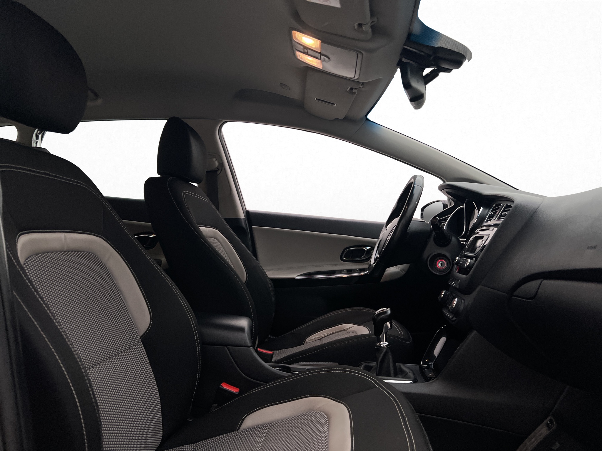 Kia cee'd_sw 1.6 CRDi Manual, 6-trins, 128ps, 2013