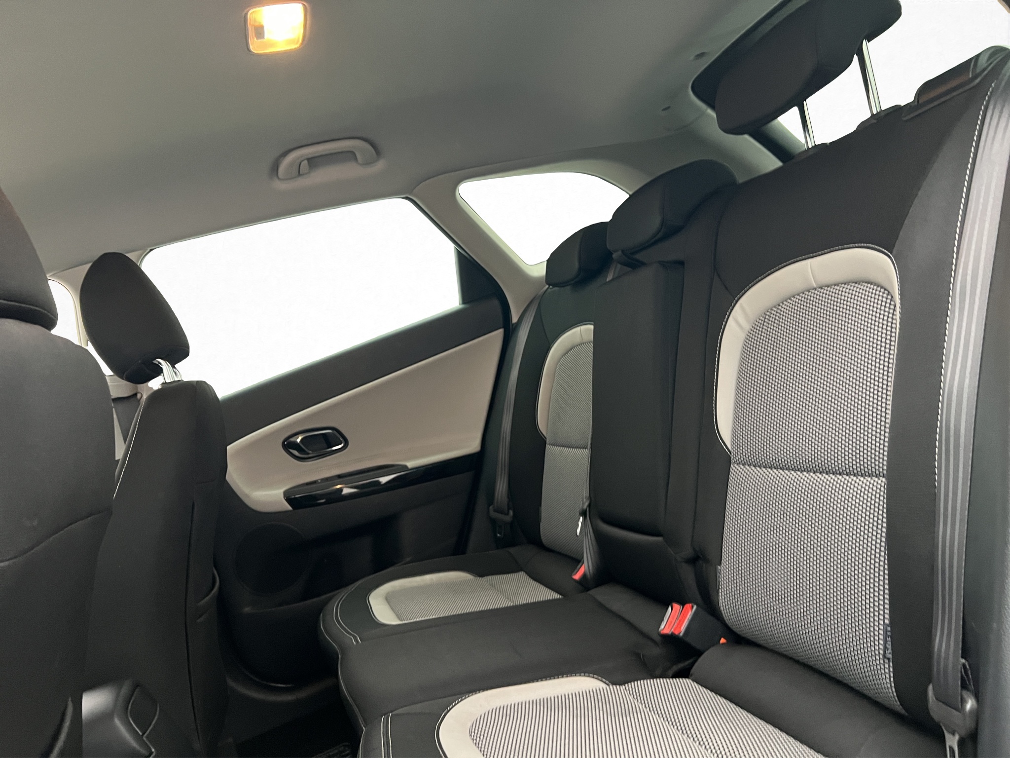 Kia cee'd_sw 1.6 CRDi Manual, 6-trins, 128ps, 2013
