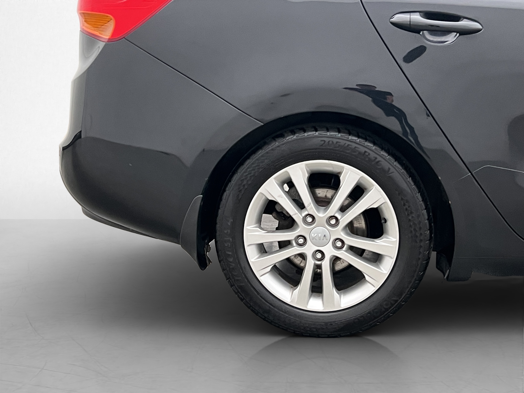 Kia cee'd_sw 1.6 CRDi Manual, 6-trins, 128ps, 2013
