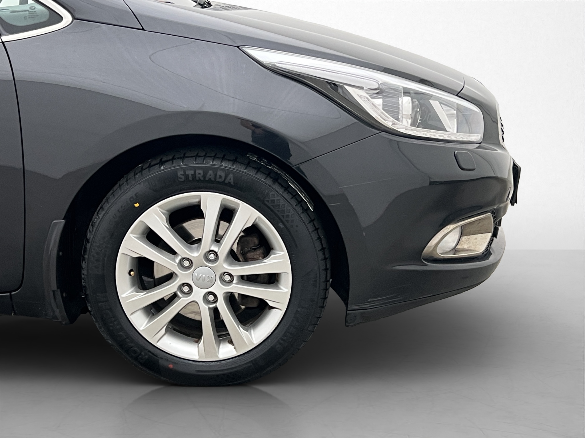 Kia cee'd_sw 1.6 CRDi Manual, 6-trins, 128ps, 2013