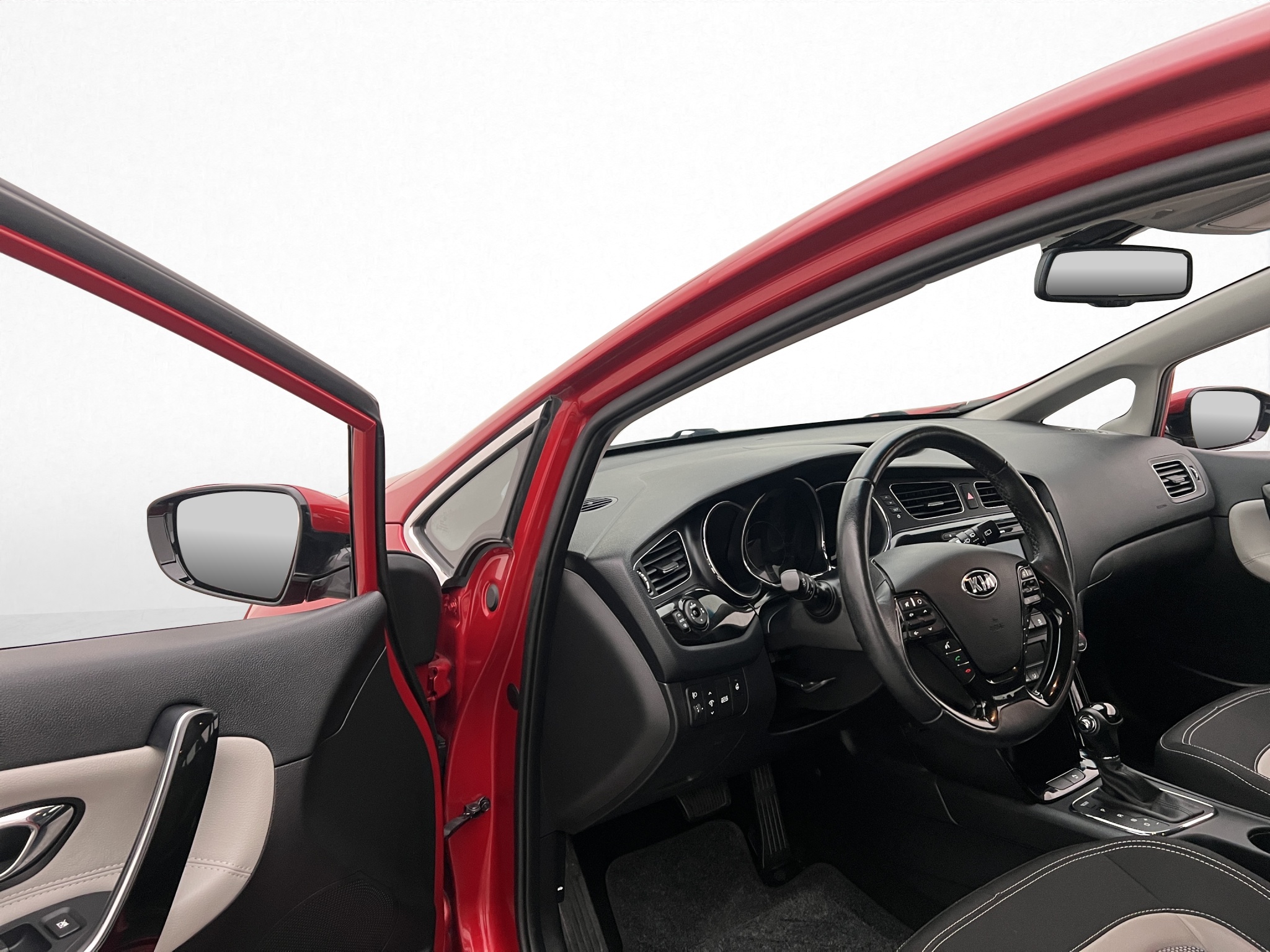 Kia cee'd 1.6 GDI DCT, 6-trins, 135ps, 2015