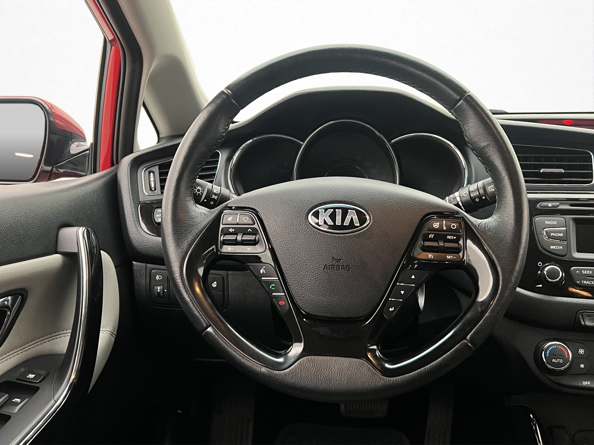 Kia cee'd 1.6 GDI DCT, 6-trins, 135ps, 2015