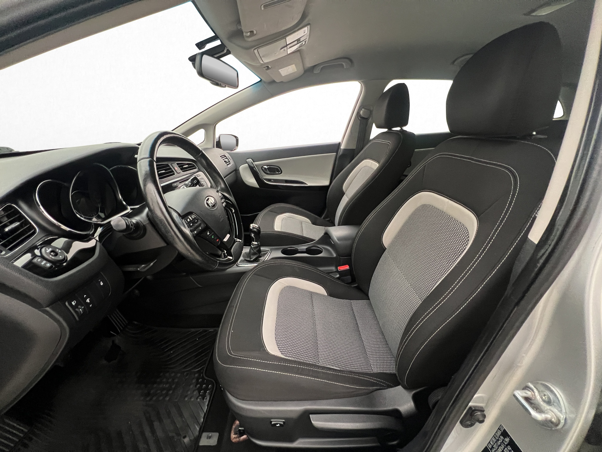 Kia cee'd_sw 1.6 CRDi Manual, 6-trins, 128ps, 2015