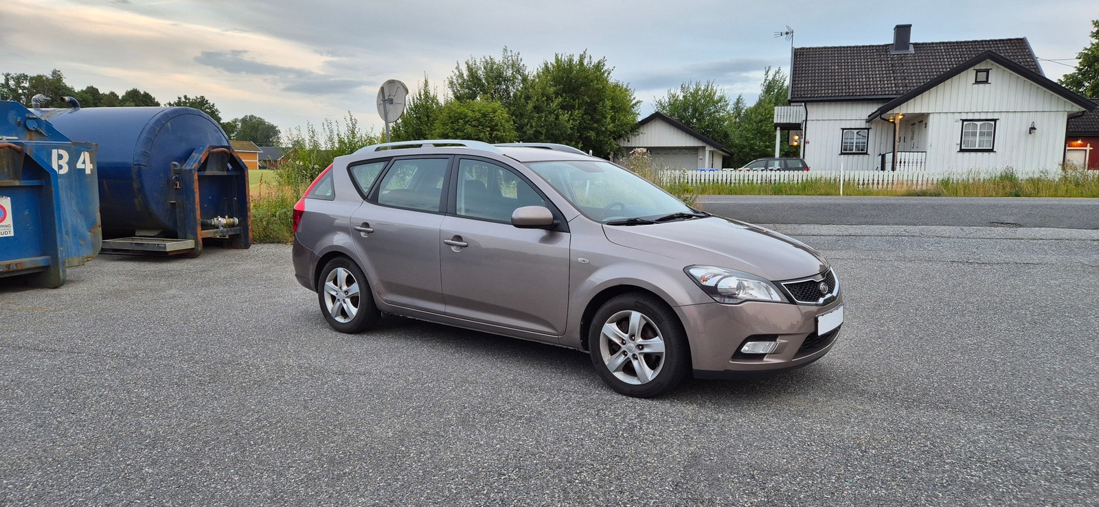 Kia cee'd_sw 1.4 CVVT Manual, 5-trins, 90ps, 2012
