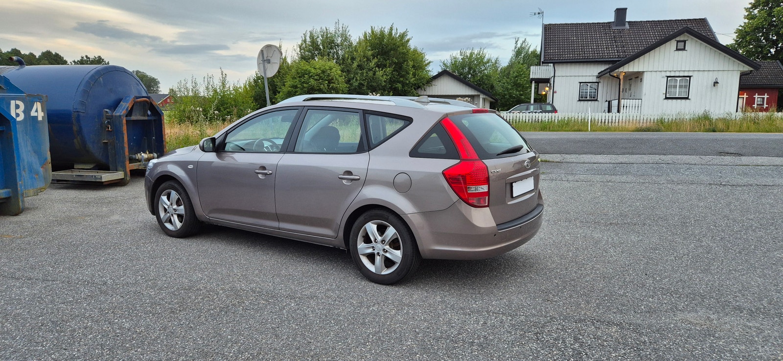 Kia cee'd_sw 1.4 CVVT Manual, 5-trins, 90ps, 2012