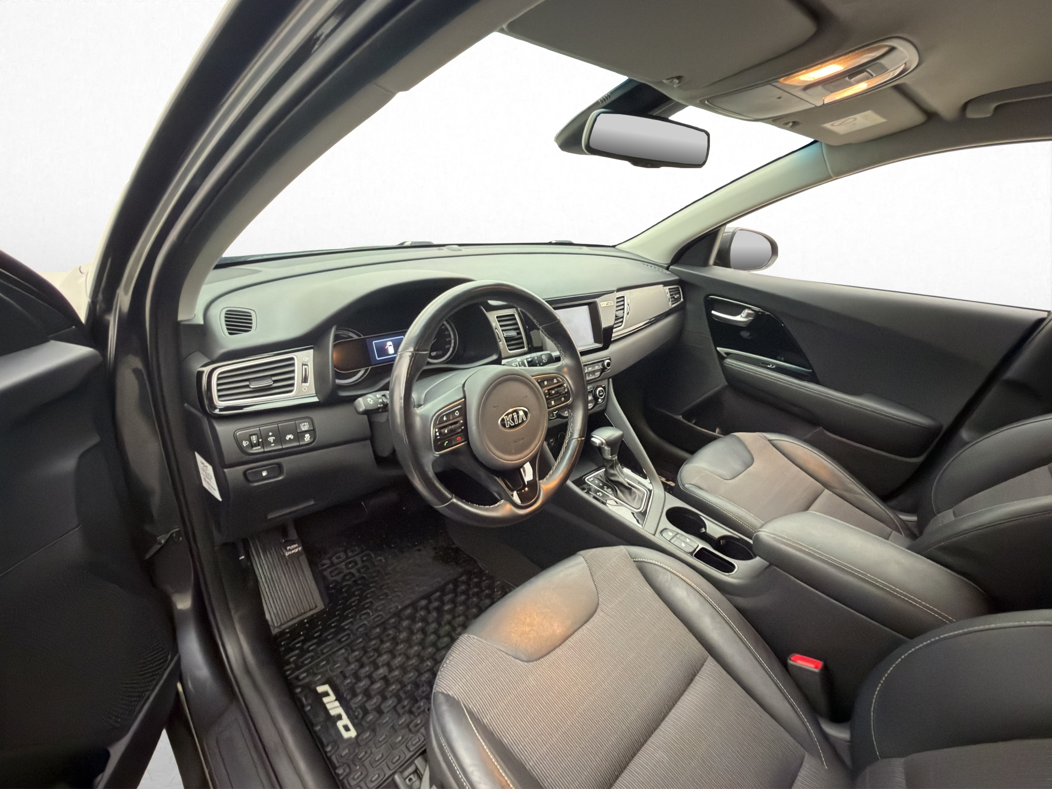 Kia Niro Hybrid DCT, 141hp, 2018