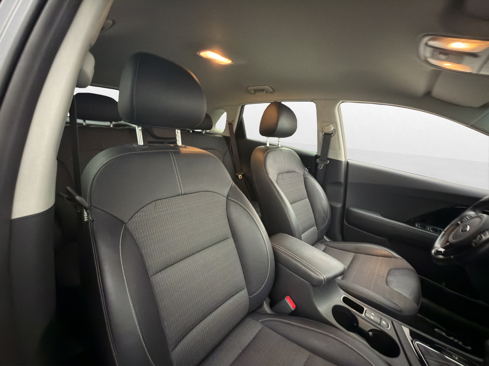 Kia Niro Hybrid DCT, 141hp, 2018