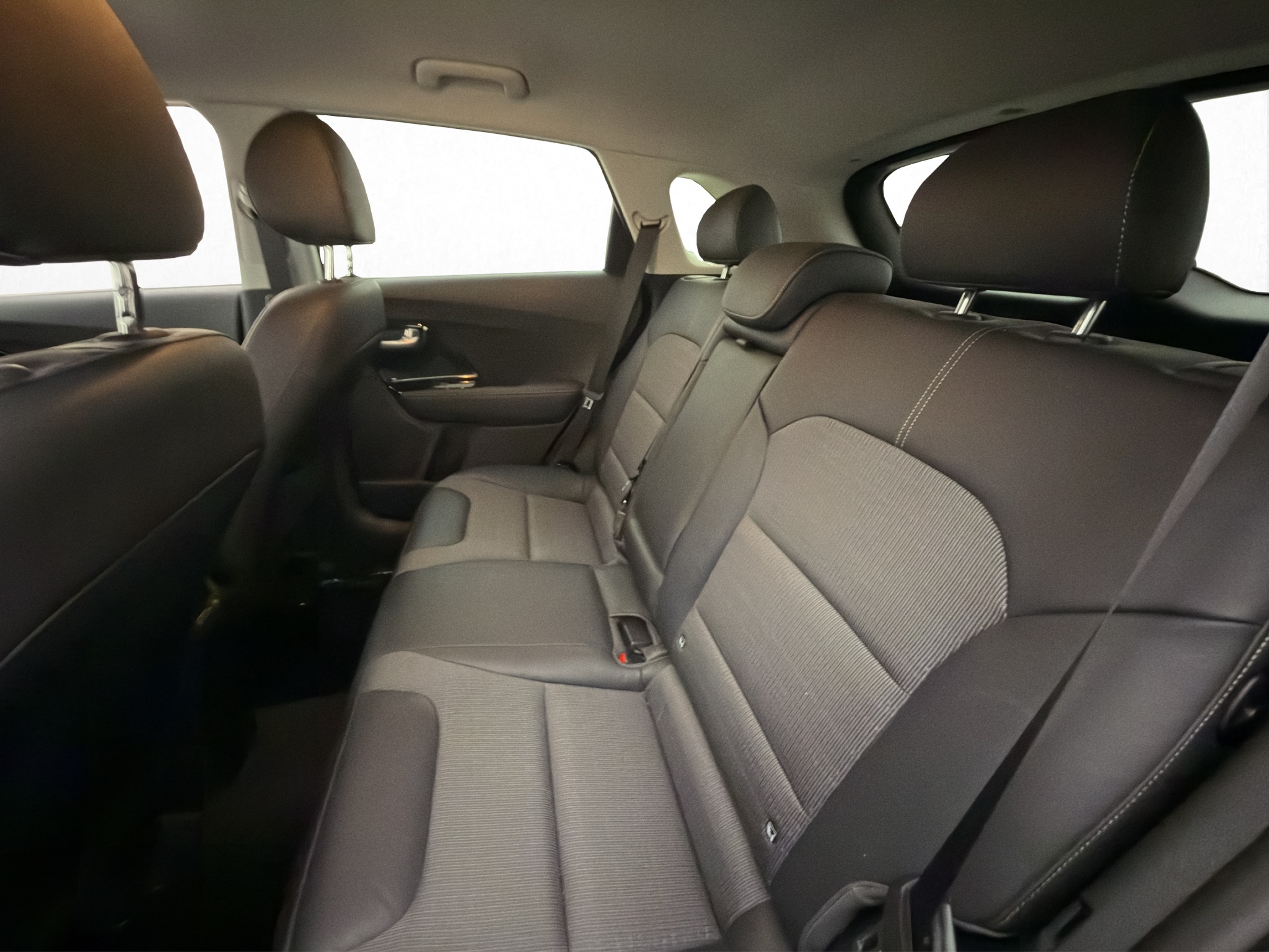 Kia Niro Hybrid DCT, 141hp, 2018