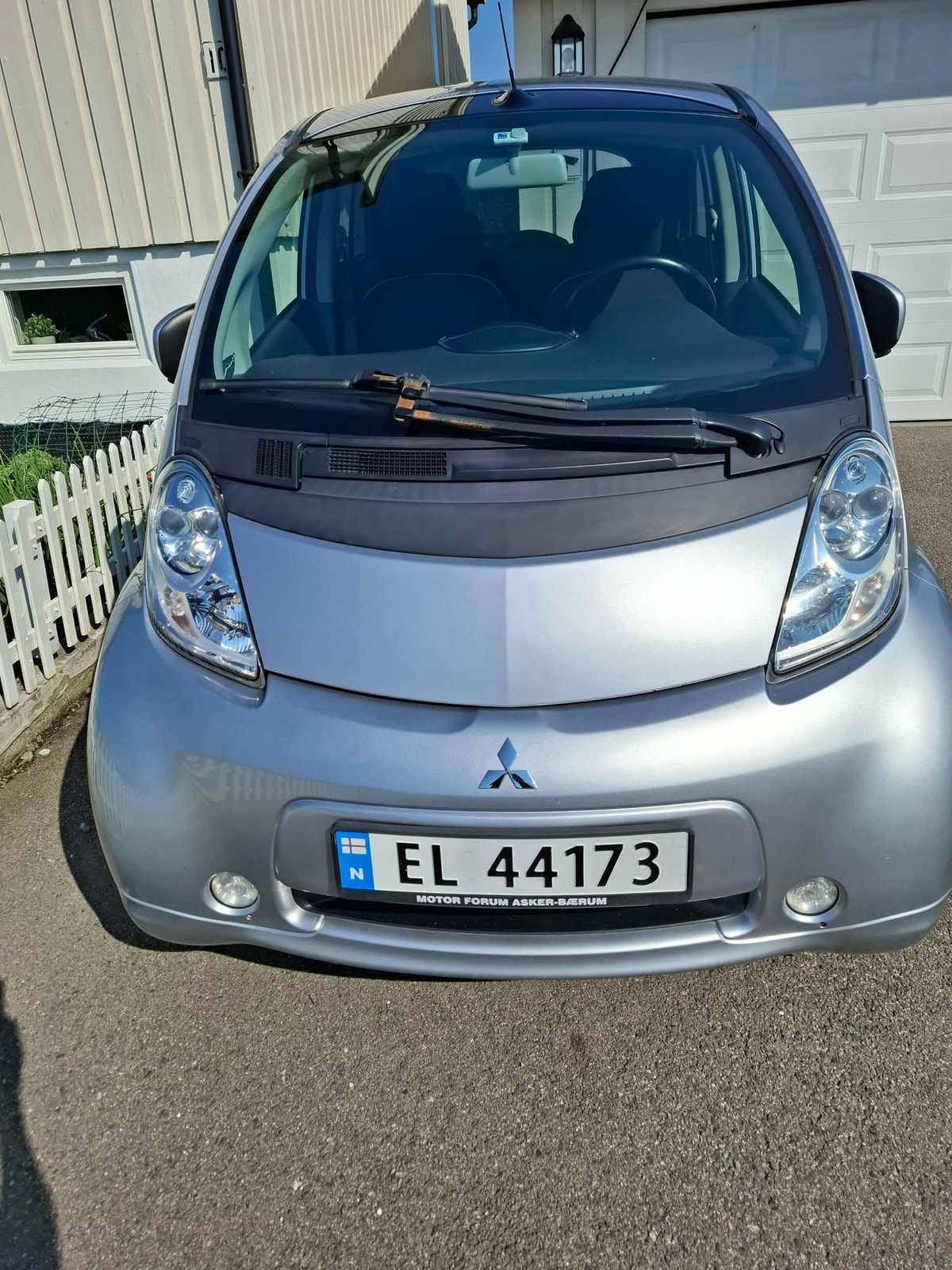 Mitsubishi i-MiEV 16 kWh, 67hp, 2013