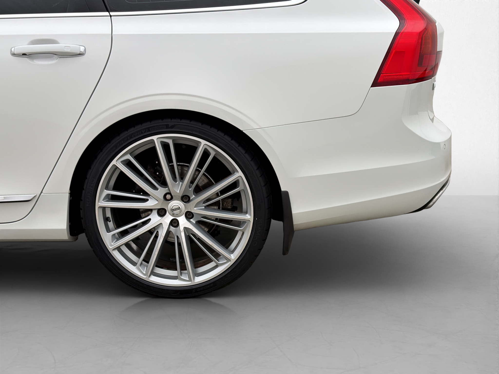 Volvo V90 D4 Manuell, 6-trinn, 190hk, 2018