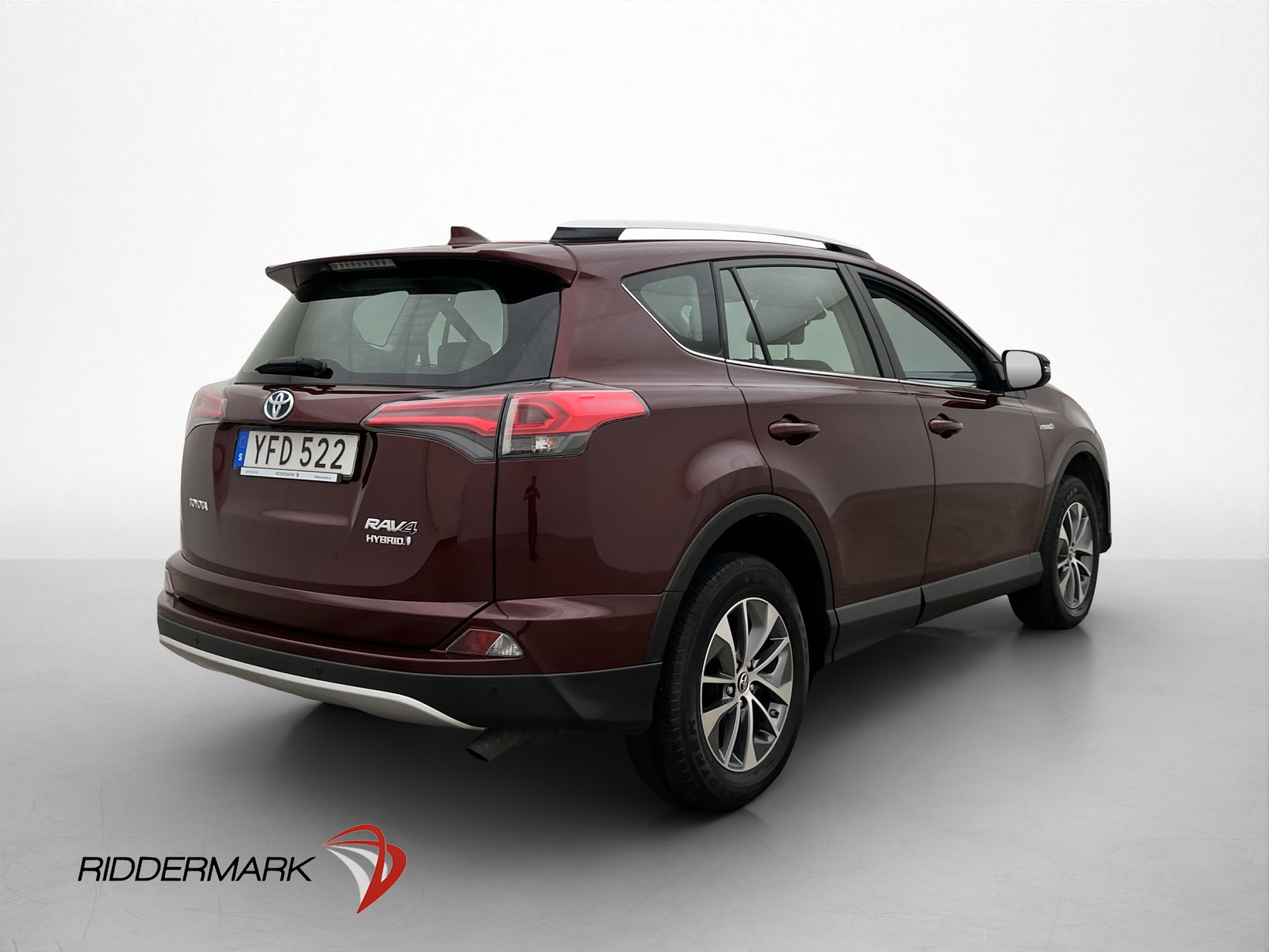 Toyota RAV4 Hybrid 2.5 Dual VVT-i AWD-i E-CVT, 197hp, 2016