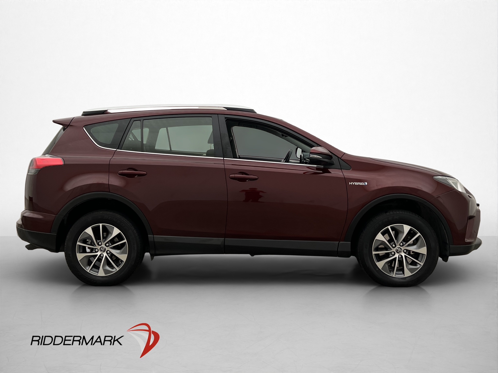 Toyota RAV4 Hybrid 2.5 Dual VVT-i AWD-i E-CVT, 197hp, 2016